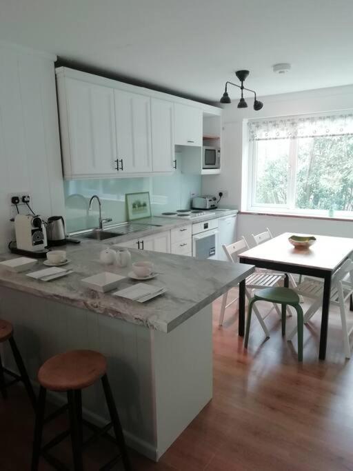 Cornwall Family Friendly Villa With Free Use Of Pool, Soft Play, Mini Golf, Tennis, Gym, Fitness Classes, Sauna And Ice Baths New Quay Exterior foto